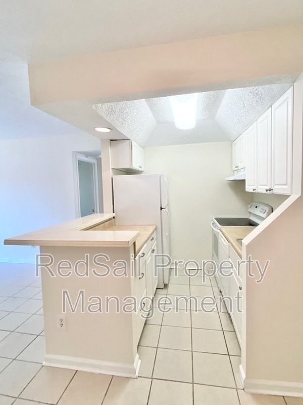 Photo - 129 Haverford Ct