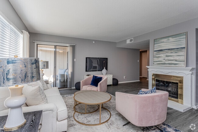 2BR, 2BA - Pine - Forest Place