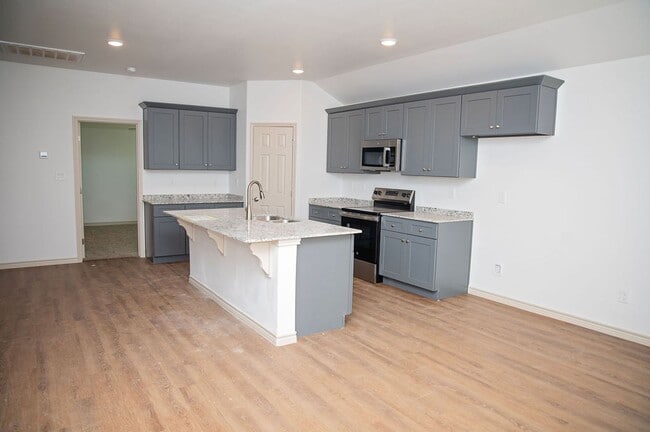 Photo - Entertainer’s Dream | Spacious Kitchen, Co...