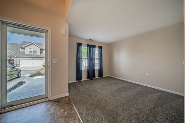 Photo - 6535 Bayside Dr