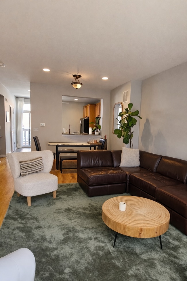 Photo - 2331 N Lister Ave