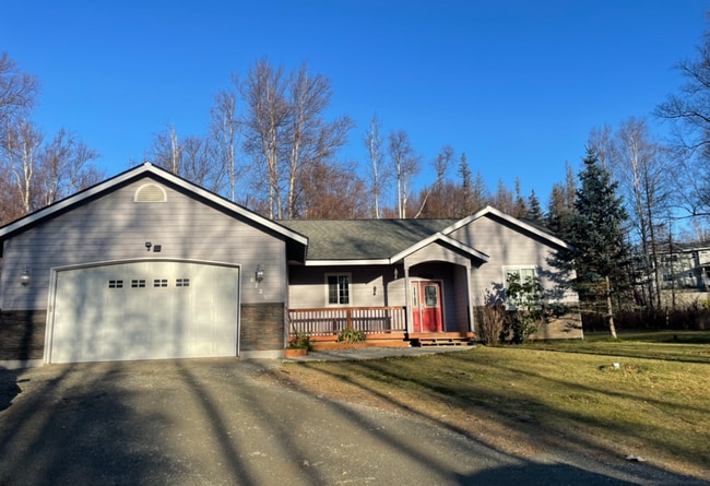 Private and conveniently located 3 bedroom... - Private and conveniently located 3 bedroom... House