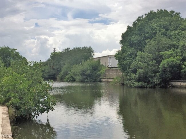 Photo - 1421 SE 10th Terrace