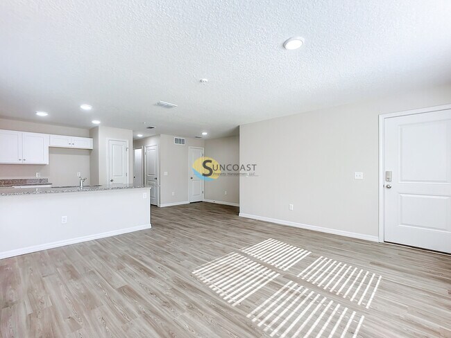 Photo - FIRST MONTH FREE!