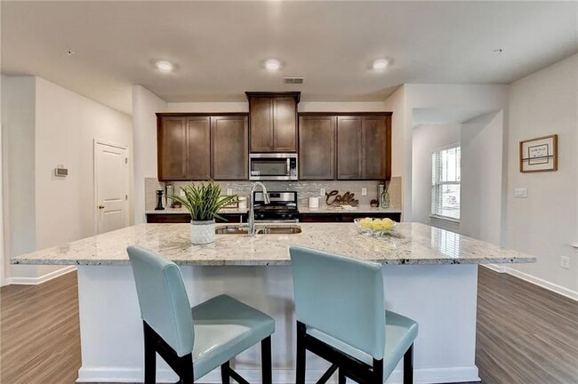 Photo - 1403 Flathead River Ln