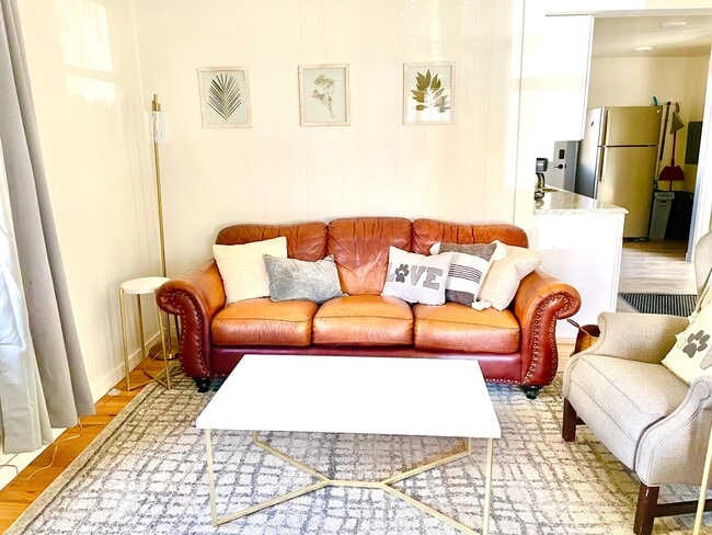 Photo - 2250 W 3rd Ave