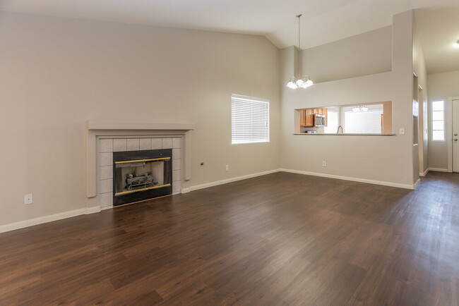 Photo - 3110 De Vinci Ct