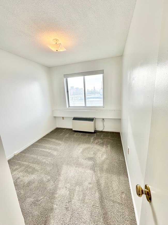 Photo - 130 Bell Farm Rd