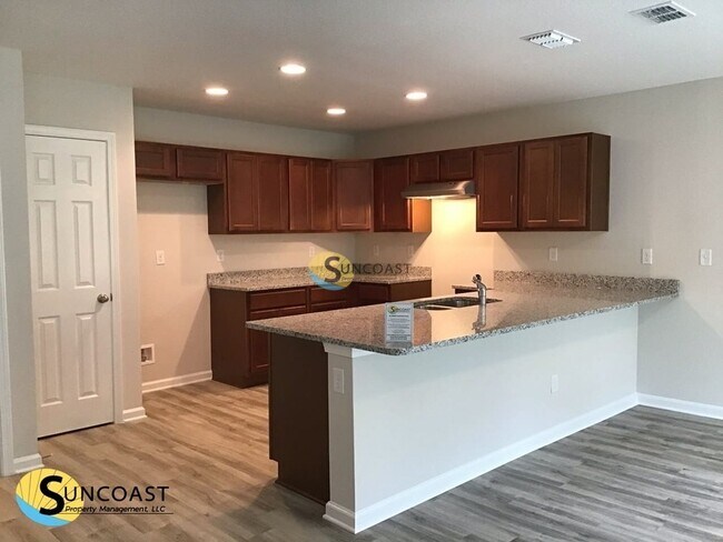 Photo - 7094 Plymouth Grove Ct