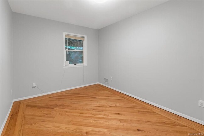 Photo - 5 Hommocks Rd