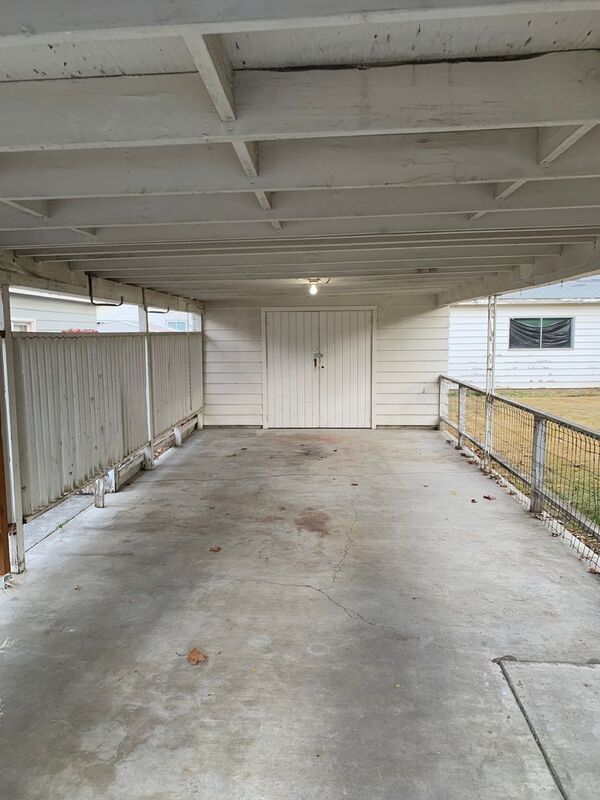 Photo - 1006 Van Giesen St