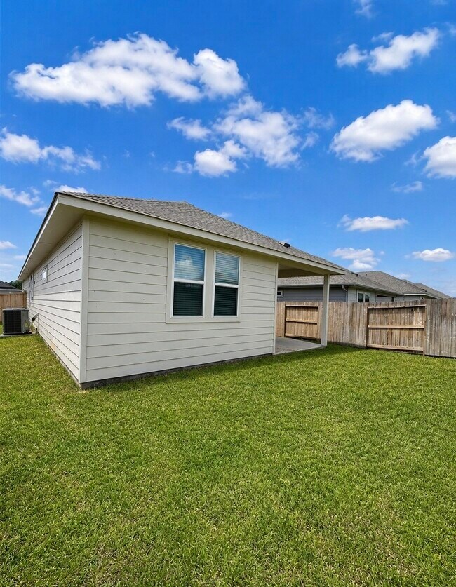 14187 Granger Pointe Ln
