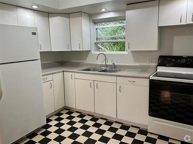 Building Photo - 300 Penn Ave Unit 300 Rental