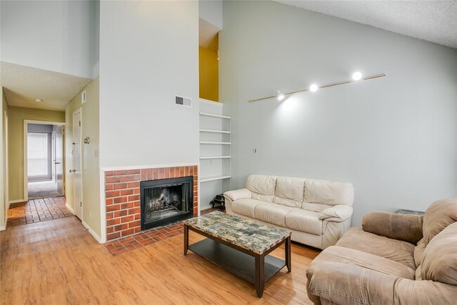 Photo - 2110 Rio Grande St Condo Unit 305