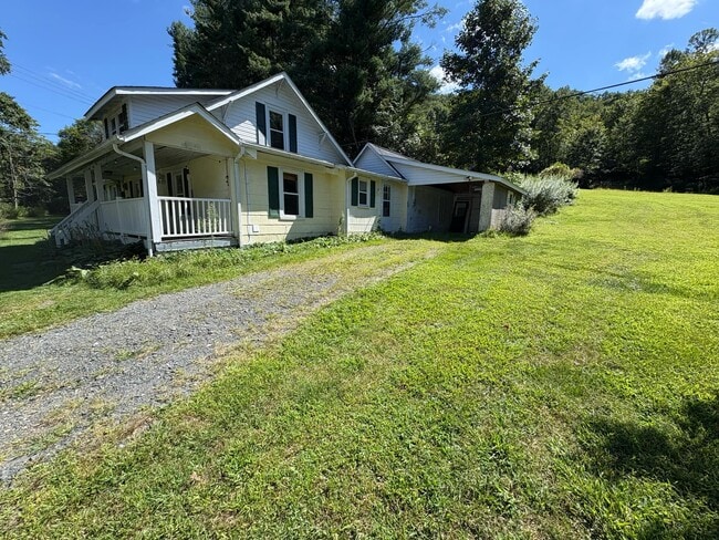 Building Photo - 165 V L Moretz Rd Rental
