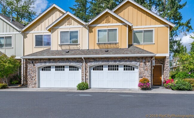1993 NE 48th Way