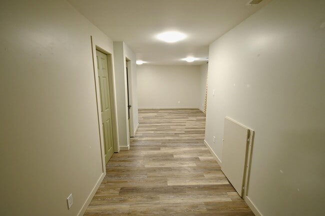 Photo - 2401 Pine St