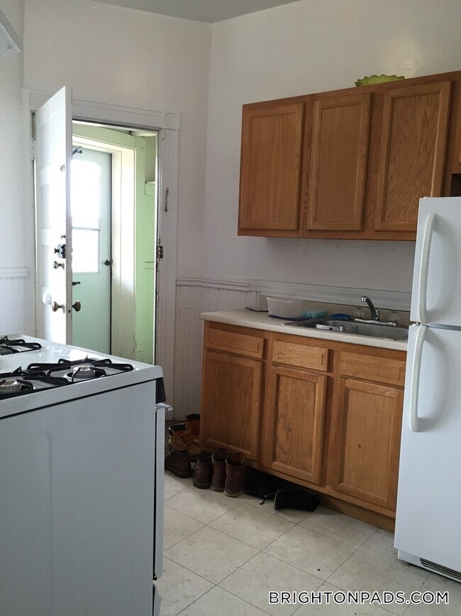 Photo - 130 Englewood Ave Unidad 6