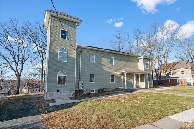 Building Photo - 34 Capron St Unit 1 Rental