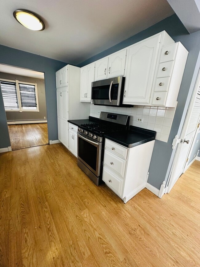 Photo - 1940 E Cedarwood Cir