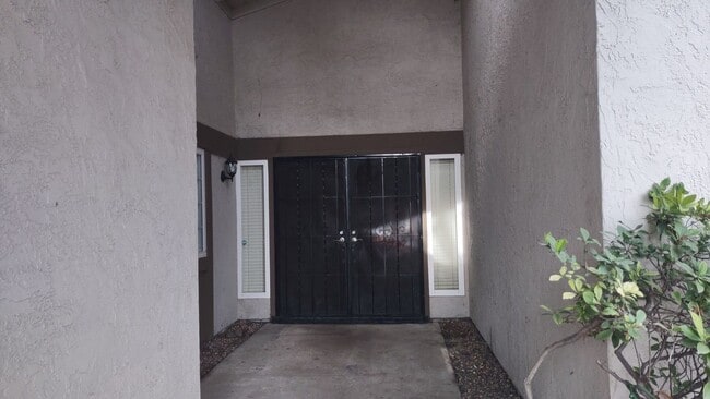 Photo - 8956 Red Leaf Way