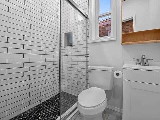 Photo - 534 M.L.K. Drive