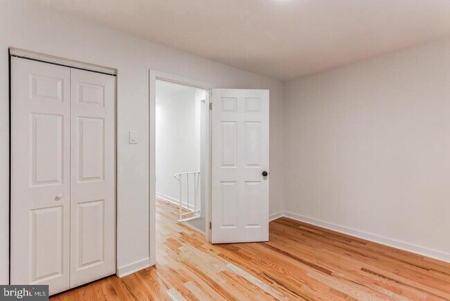 Photo - 1642 Olive St