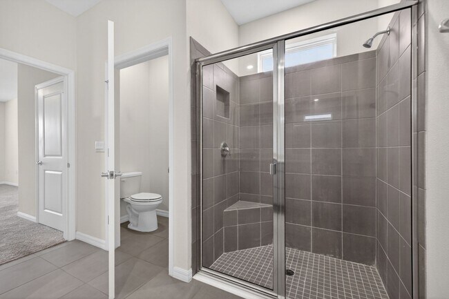 Photo - 4 Bedroom in Gated Community!