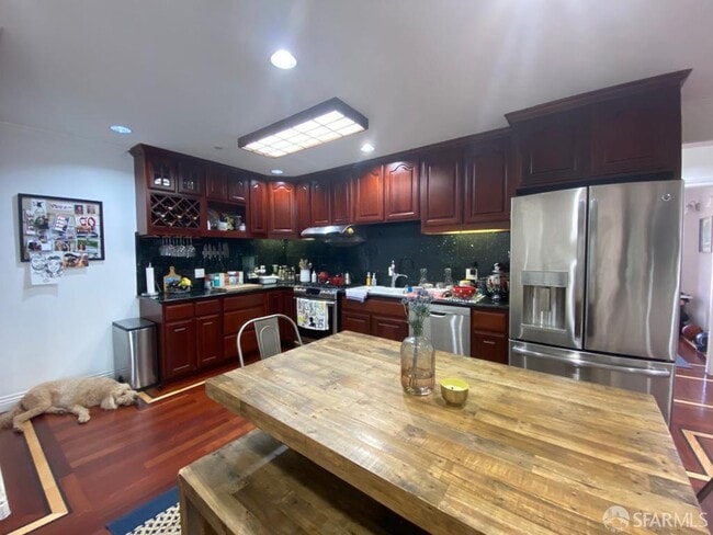 Photo - 499 33rd Ave