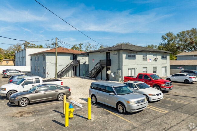 Annie Apartments