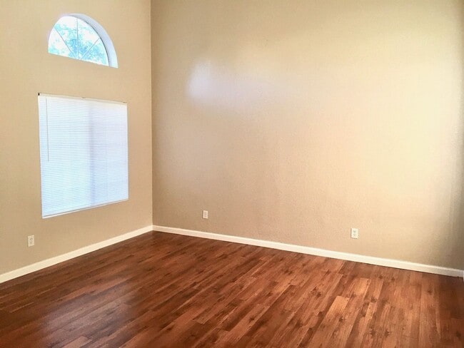 Photo - Large 3 Bedroom 2.5 Bath House w/ Garage in Vallejo -- COMING SOON !!!