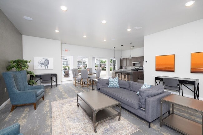 Building Photo - Windsor Heights Apartments