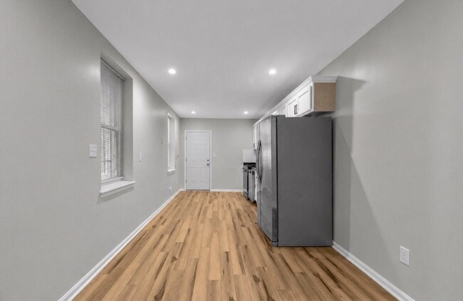 Photo - 2042 E Fayette St