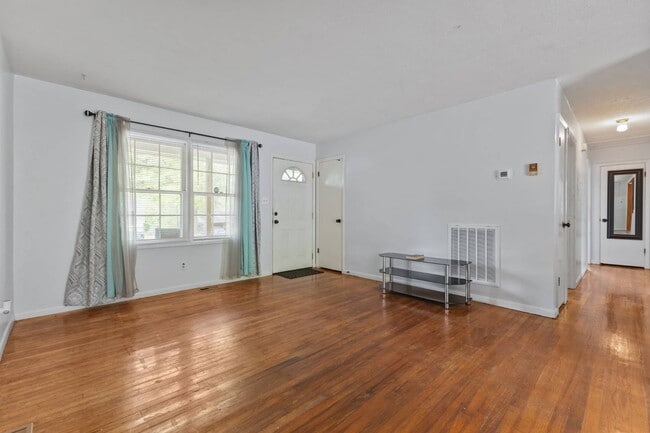 Photo - 6522 Baldoon Dr