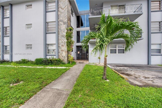 Photo - 5100 W Flagler St Unit 302