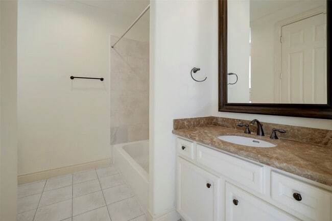 Photo - 1436 Wichita St