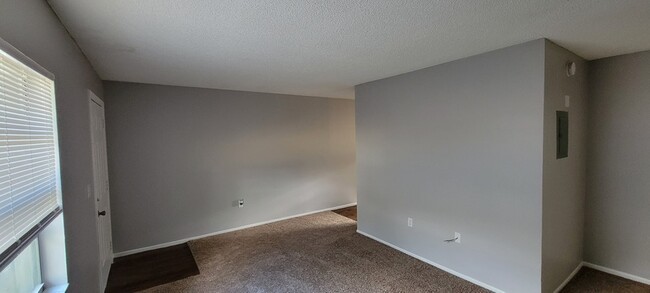 Photo - 457 Arapahoe Ave