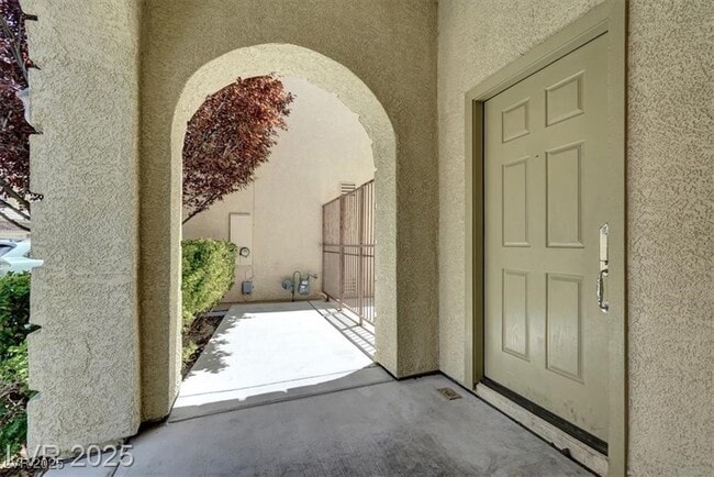 Photo - 9225 Dalmahoy Pl