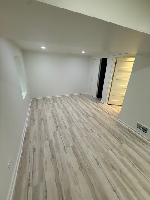 Photo - 4946 N Harding Ave