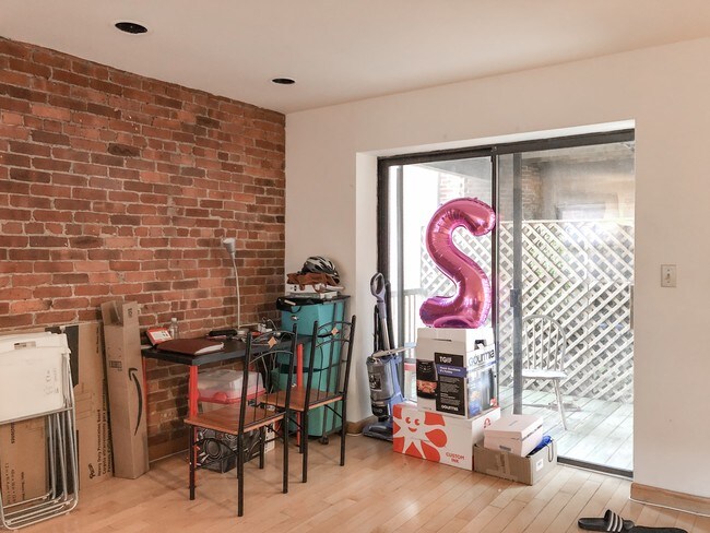 Greenhouse Apartments Boston Room Pictures &amp; All About