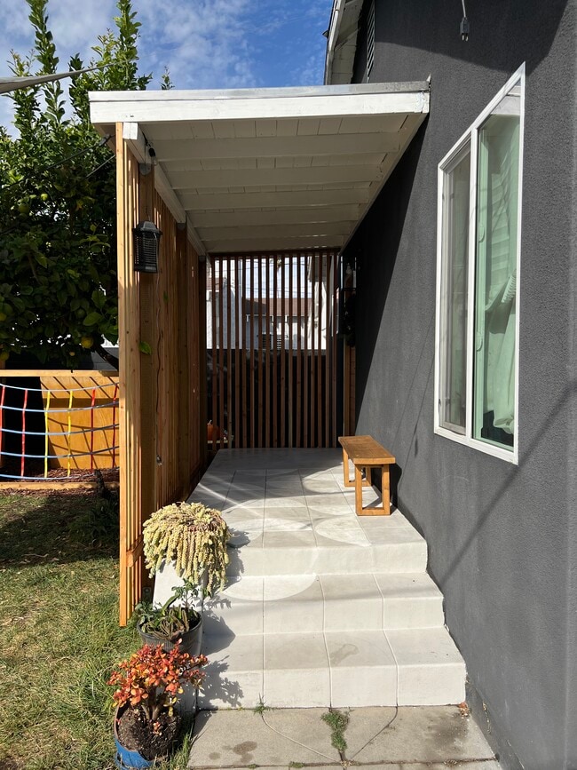 Photo - 3928 2nd Ave