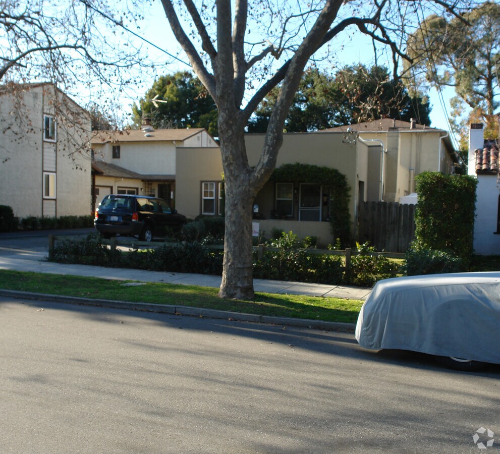 Photo - 740 Palo Alto Ave