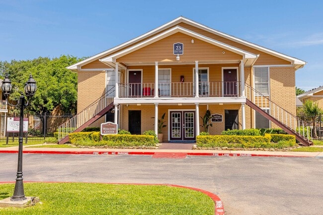 019BlueRoc_ParkatVittoria_EXAM_XS - The Park at Vittoria