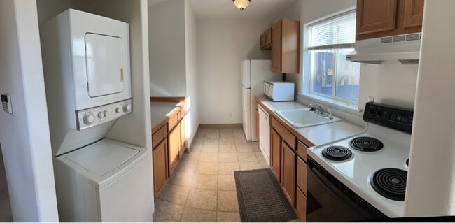 Photo - 282 NE 4th St