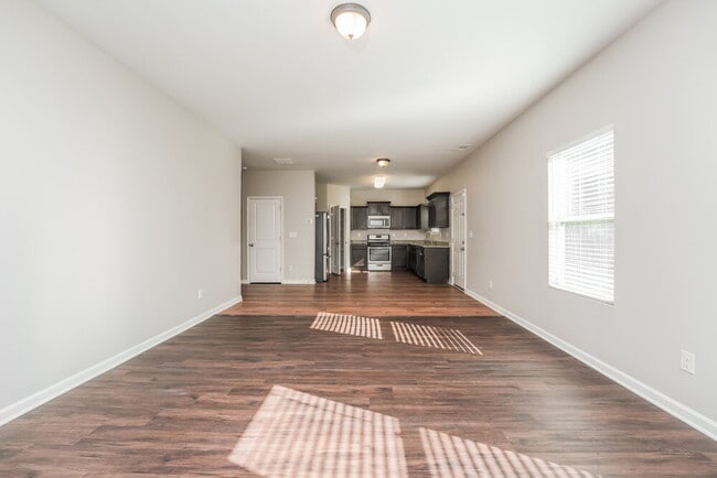 Photo - 4110 Dale Dr SE