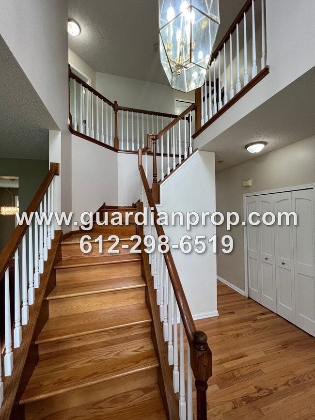 Photo - Woodbury House Available July 1, Gleaming Hardwood Floors, Fireplace, Lower Family Room, Fenced Yard