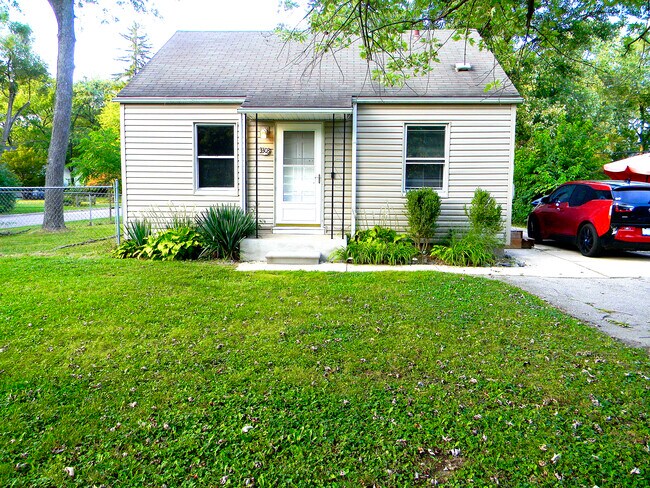 Photo - OAKWOOD ST