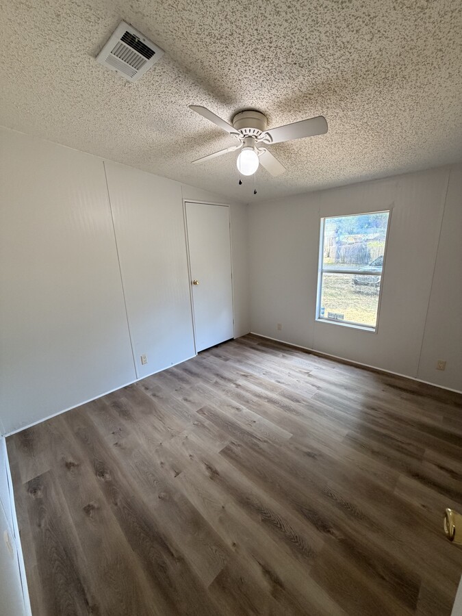 Photo - 6525 Burdick St