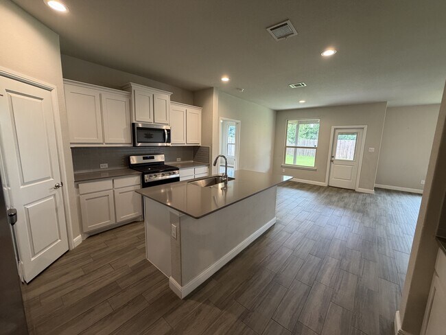 Photo - 1257 Presidio Ln