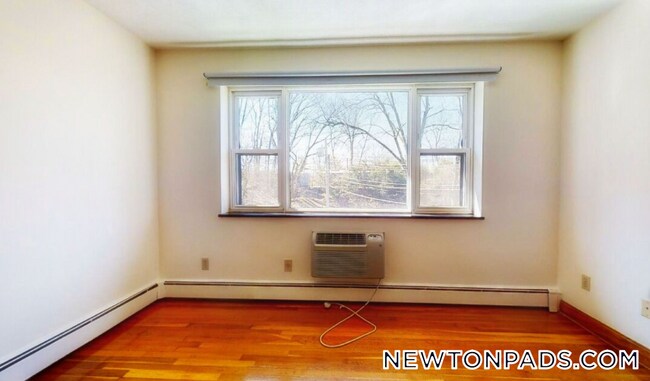 Photo - 276 Grove St Unidad 11